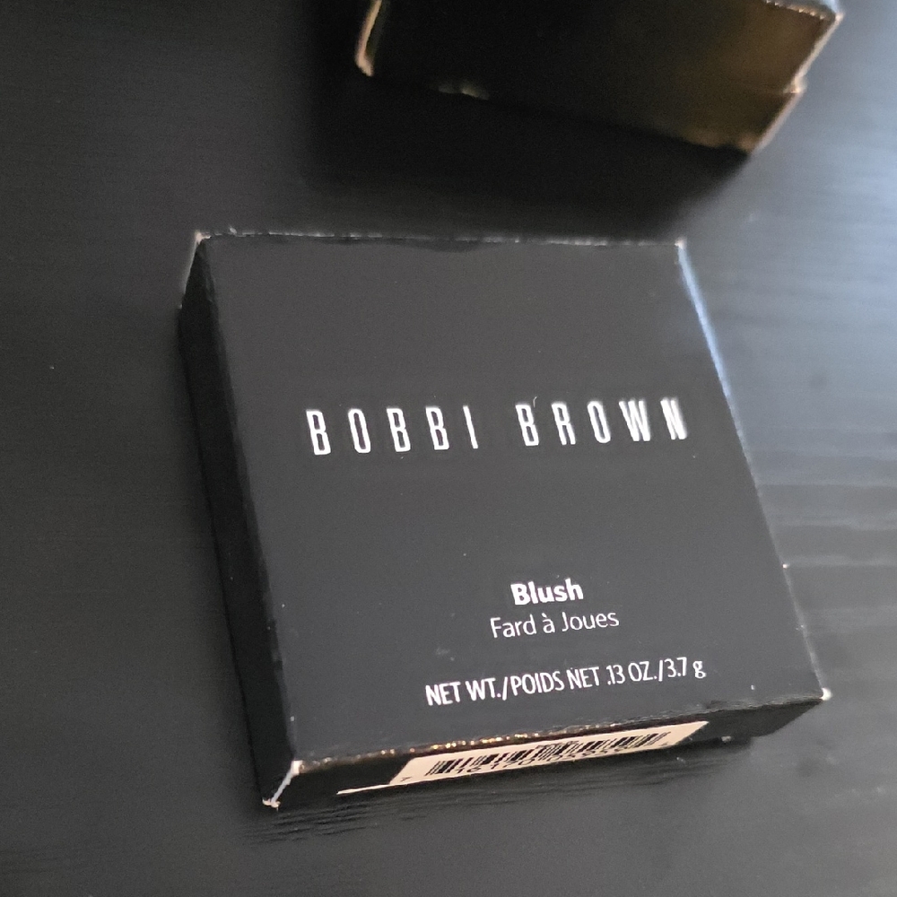 Bobbi Brown Blush in Classic Black Packaging